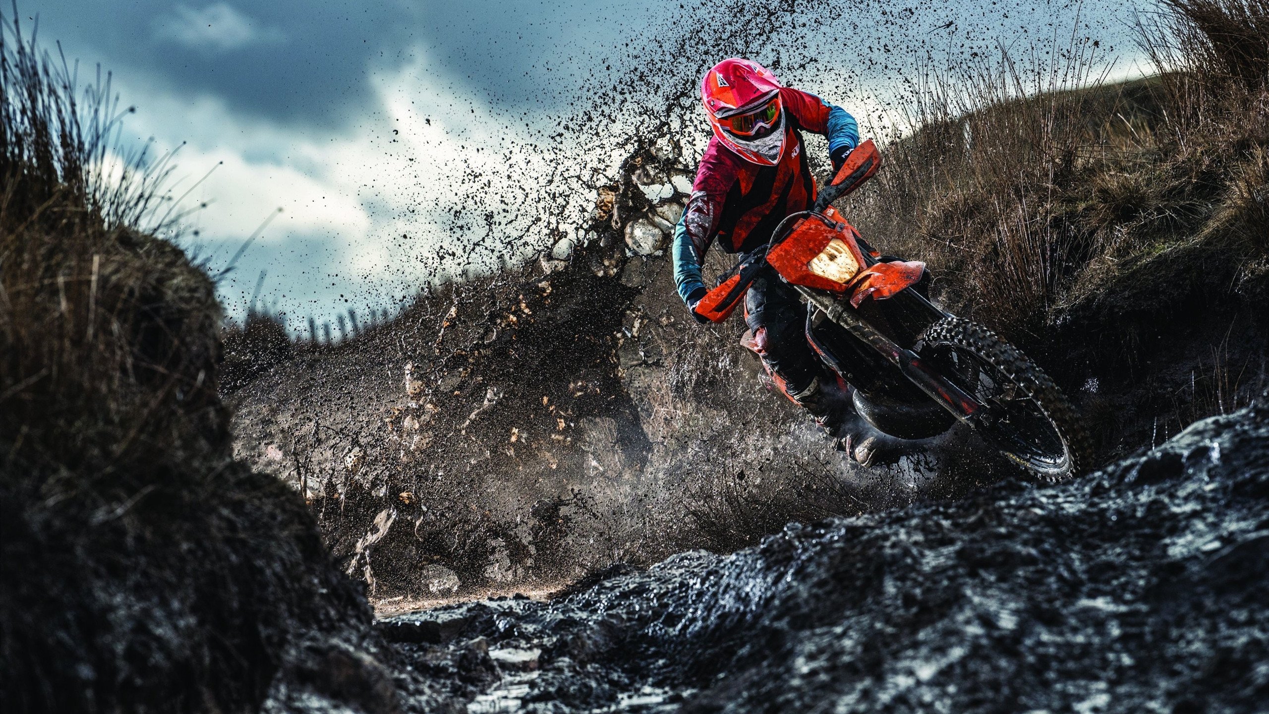 女篮加强队内沟通机制提高临场协作效率