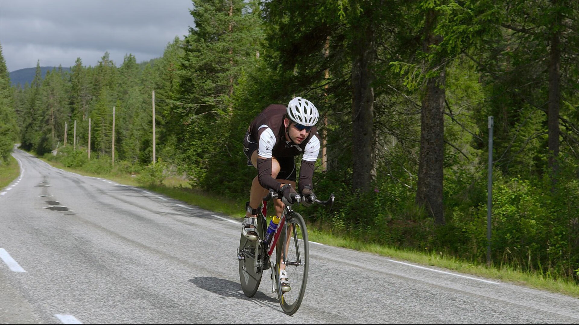 开云体育软件-_铁人三项挑战极限：竞赛精彩瞬间集锦_，铁人三项比赛规则
