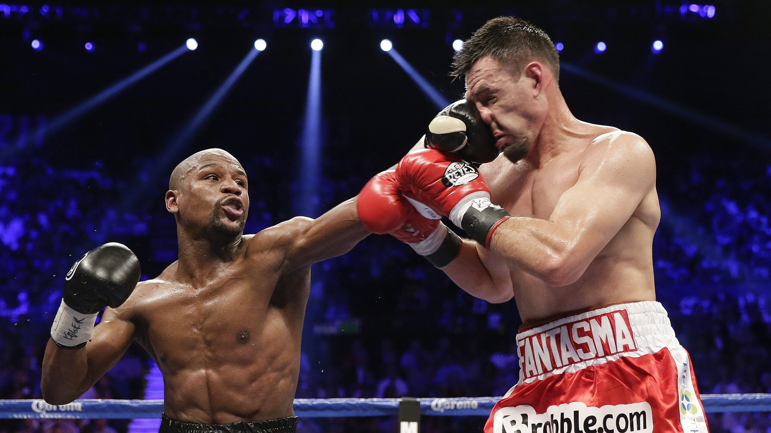 《电竞选手的生活日常:训练、娱乐、休息全纪录》,电竞职业选手生活日常